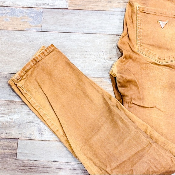 GUESS Distressed taupe jeans, narrow leg - Picture 9 of 13